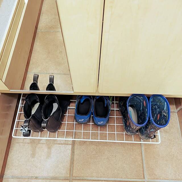 壁面や隙間の活用アイデアが盛りだくさん！快適な玄関を叶える収納アイデア10選