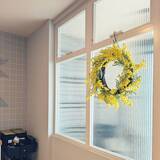 「「ヘアゴムで留めるだけ！好きなフェイクフラワーで楽しむ、リースのつくり方」 by figaroさん」の画像1