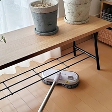 便利なモップやお掃除クリーナーでサラサラな床に♪キレイな床をキープするための掃除の方法