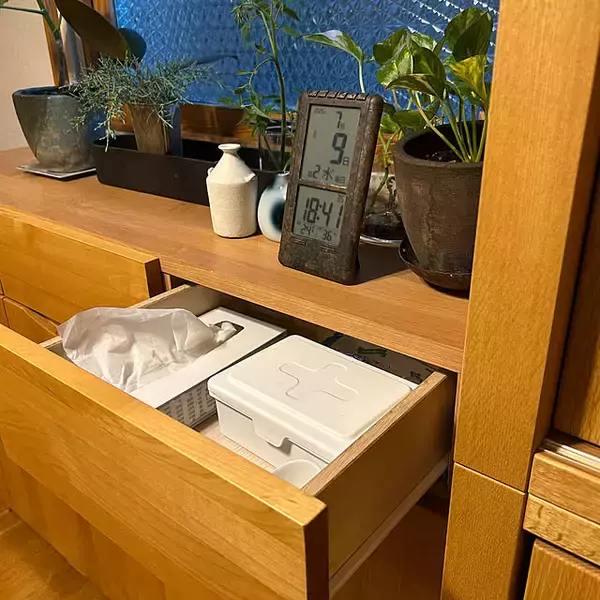 「「貼る」だけの手軽さが好き♪小さな工夫が楽しい両面テープの活用法」の画像