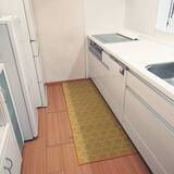 「手軽で楽に掃除ができる！キッチンの床をキレイに保つアイデア10選」の画像5