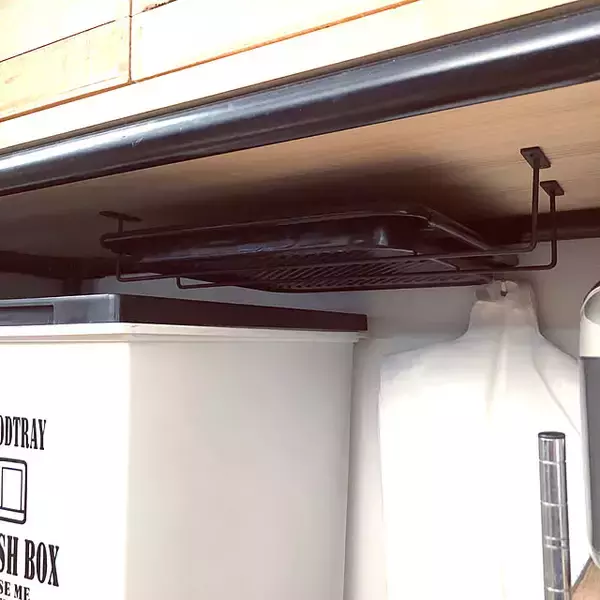 「簡単DIYでセンスも機能もUPする！セリアのアイアンバー活用術」の画像