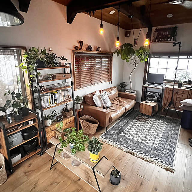 新築よりも低価格で理想のお家を実現する。あこがれるような築古リノベーションの実例