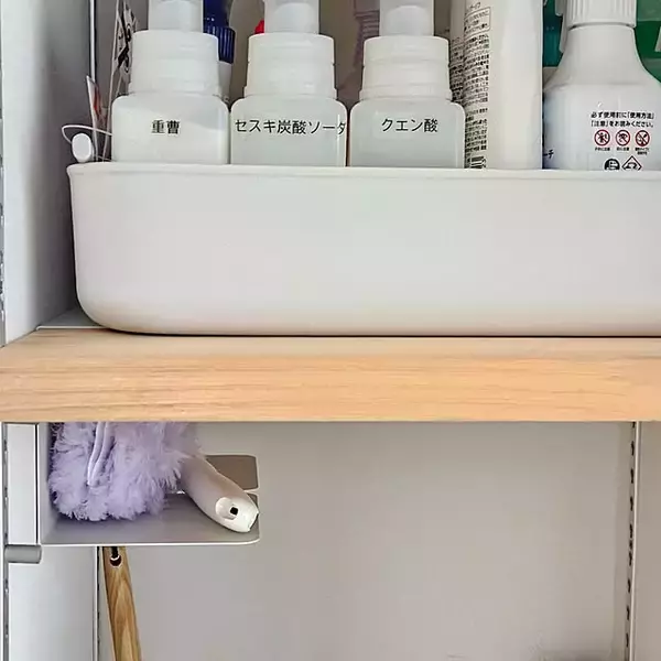 デッドスペースを活用してより便利に♪セリアのアイテムで作る収納アイデア