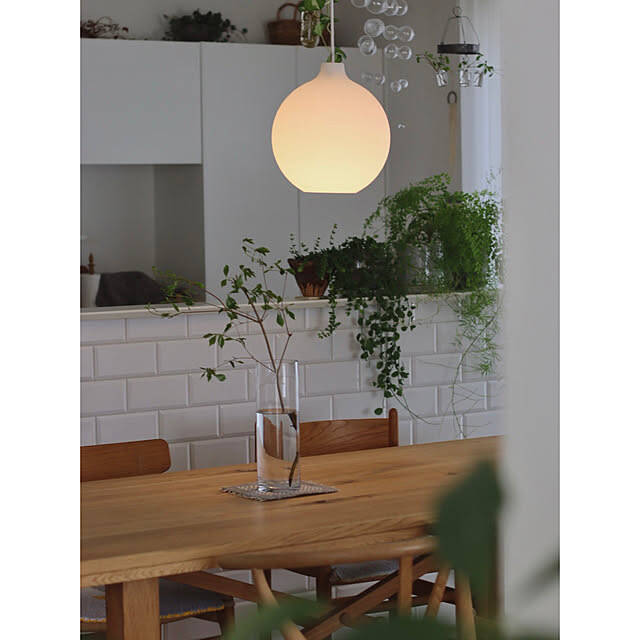 ダイニング照明どれにする？一灯・多灯から選ぶ、美しいダイニング照明をご紹介