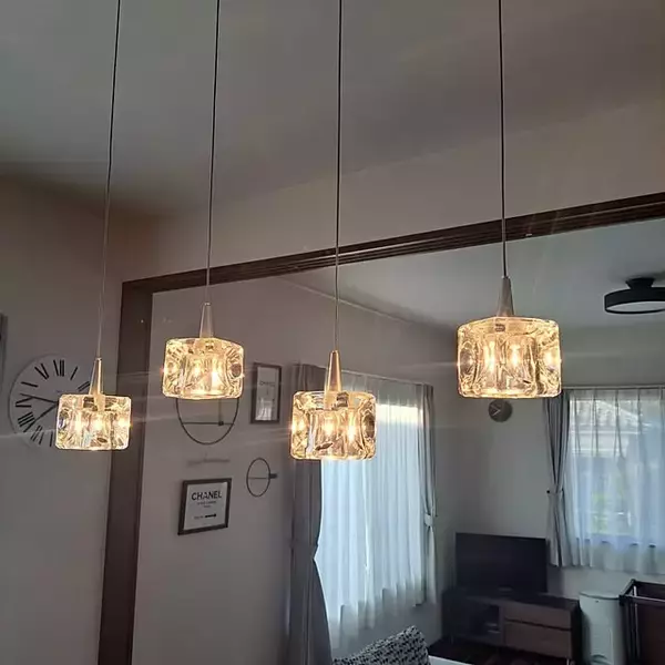 「ダイニング照明どれにする？一灯・多灯から選ぶ、美しいダイニング照明をご紹介」の画像