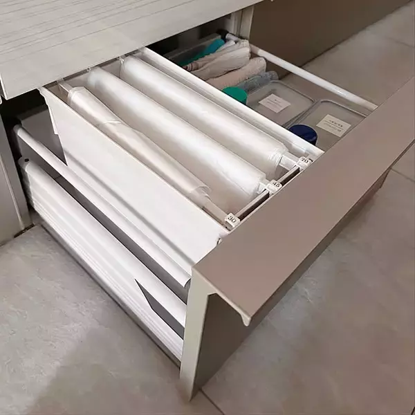 「ごちゃごちゃ感を解消＆増えすぎ防止策も！紙袋・ゴミ袋の収納アイデア集」の画像