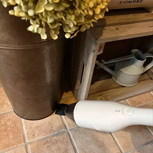 「お手入れの行き届いた明るく気持ちのいい空間に♪たたきから壁や天井まで玄関全体のお掃除アイデア」の画像