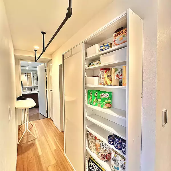 限られたスペースでも収納力を上げる！あると便利な廊下収納のアイデア6選