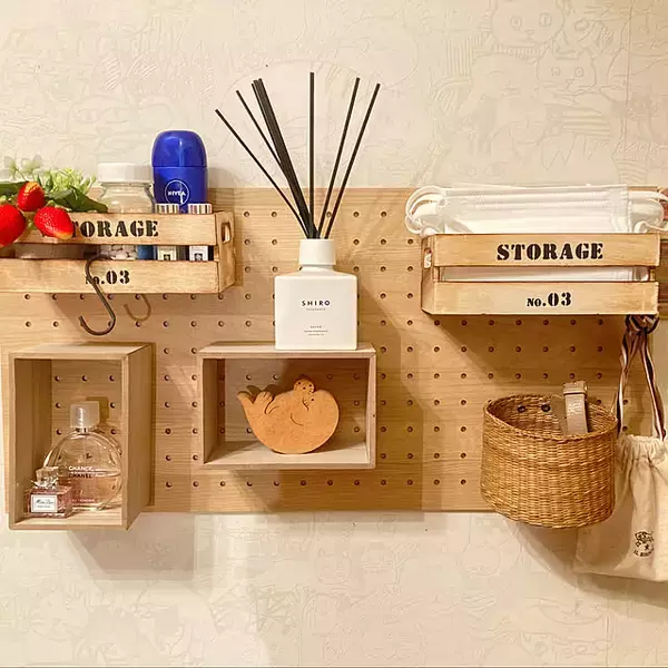 「使いやすさも見た目も両立♪ダイソーアイテムでつくる見せる収納術」の画像