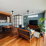 「柔らかく落ち着きのある心地いい空間づくりに。くすみカラーを取り入れたインテリア実例」の画像7