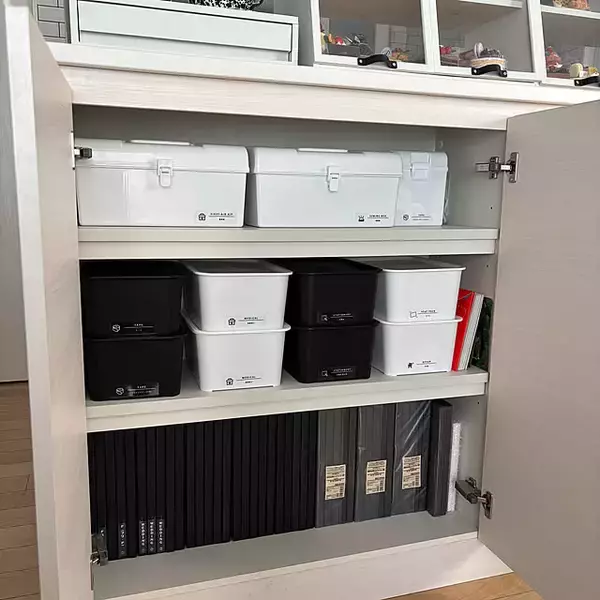 「セリアの収納ボックスを活用して、家中をすっきり整頓！ユーザーさんの実例をご紹介」の画像