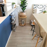 「カウンター下は収納場所に最適！スペースに合うアイテムを活用した収納アイデア6選」の画像2