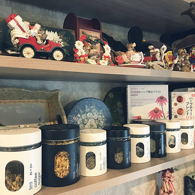 並べてうっとり♡ 見た目も使いやすさも叶うニトリのキャニスター＆ジャー