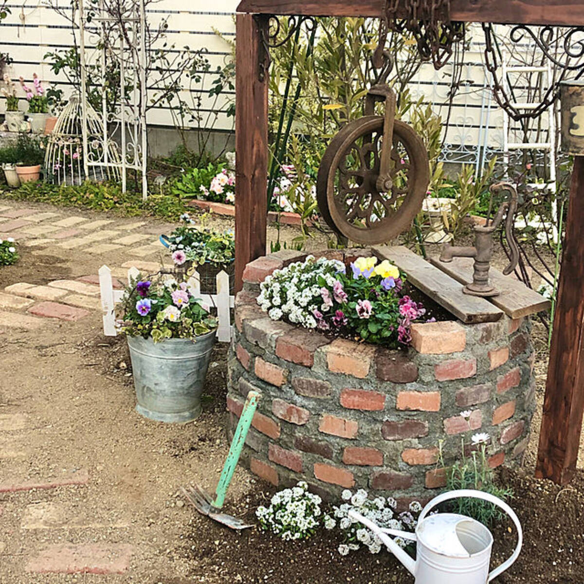 どうコーディネートする 自分らしさいっぱいの花壇のアイデア実例集 22年4月27日 エキサイトニュース 3 3