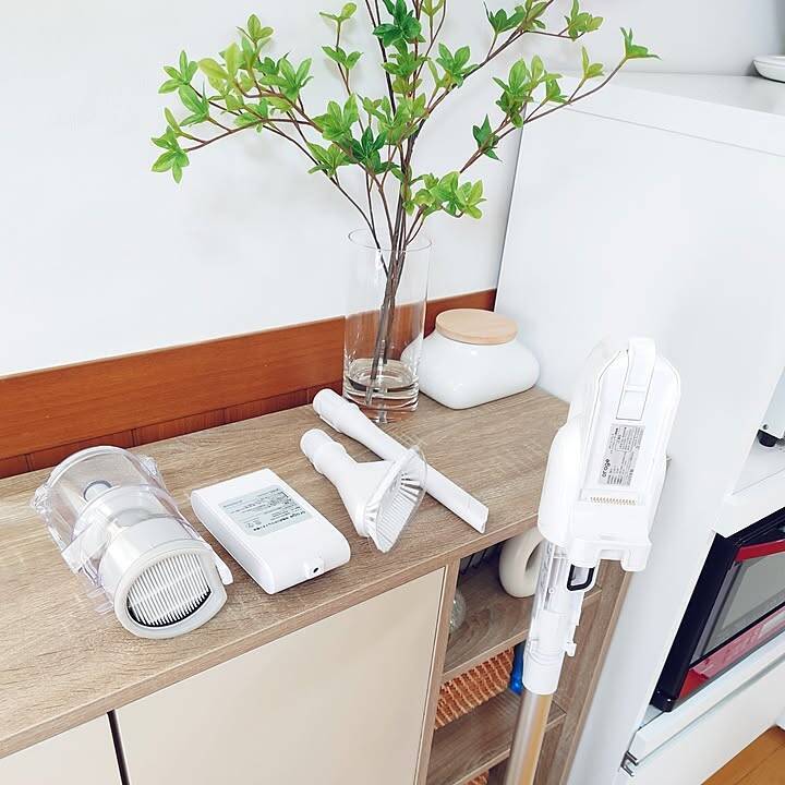 【高コスパアイテム】掃除がもっと快適に♪ 「ちょうどいい性能」orageのスティック掃除機 by nachiさん