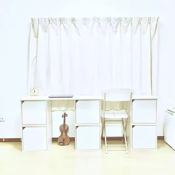 「DIYならサイズもデザインも思いのまま！世界にひとつの手作りデスクアイデア」の画像