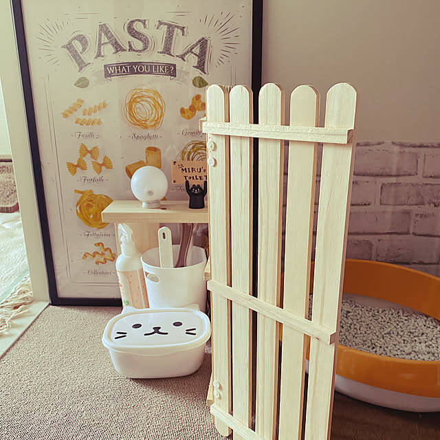 収納ラックやディスプレイアイテム、間仕切りにも変身！アイデア広がるすのこの活用法6選