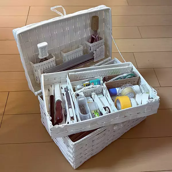 「愛らしい小物から収納グッズ、季節ものまで！クラフトバンド作品のアイデア集」の画像