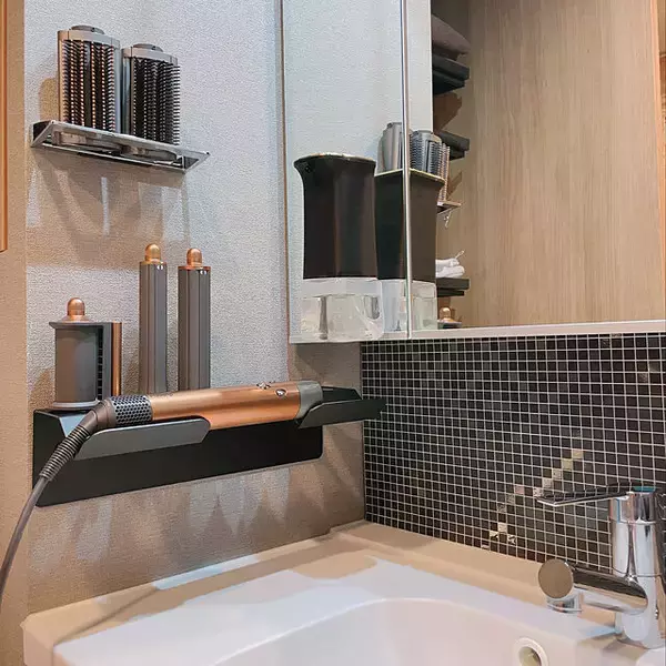 「スッキリとして使いやすく！「ヘアアイロン」収納のお悩み解決」の画像