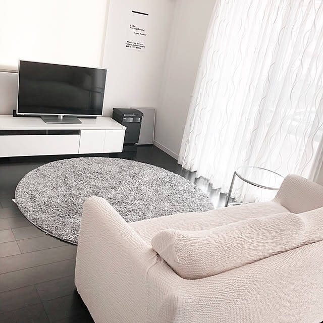 お手ごろ価格で極上のリラックスタイムを実現☆お部屋にあわせて選べるニトリのラグ6選