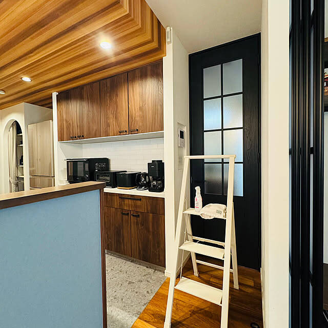 家中の高いところを攻略！便利アイテムを活用した高所掃除のコツ