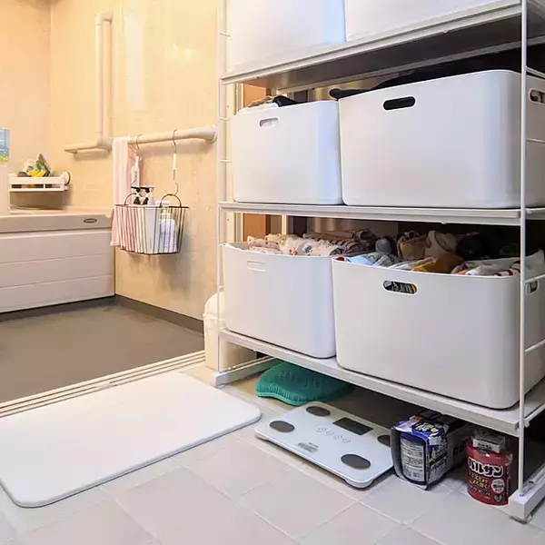「スマートに収納して健康的な身体を目指す！見た目もばっちりな体重計の置き方集」の画像