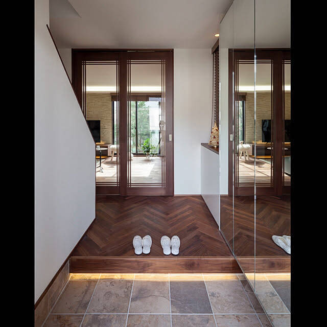 家に入った瞬間から気分が上がる♪見栄えばっちりな玄関インテリアの作り方