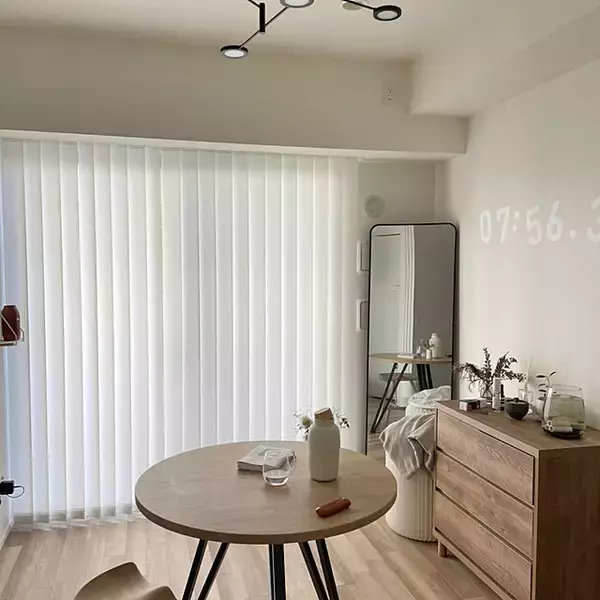 「快適な新生活は窓辺から♪参考にしたいカーテン・ブラインドの選び方」の画像