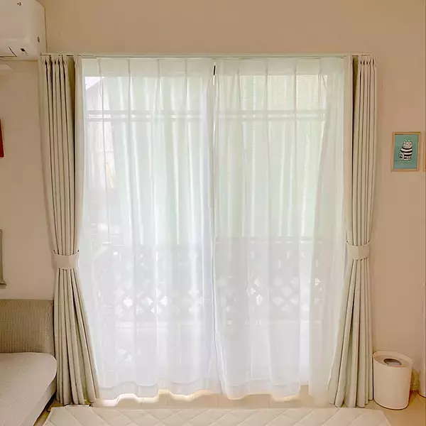 「快適な新生活は窓辺から♪参考にしたいカーテン・ブラインドの選び方」の画像