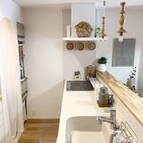 「「素材とトーンをそろえて心地よく。木の温もりが広がるキッチン」 by AONAさん」の画像1