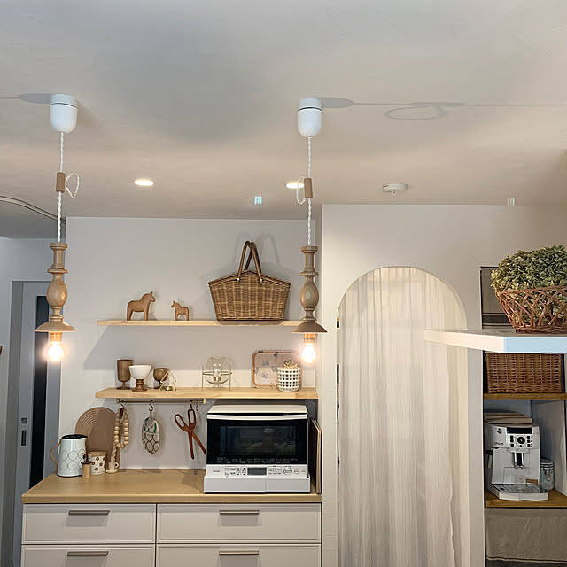 「素材とトーンをそろえて心地よく。木の温もりが広がるキッチン」 by AONAさん