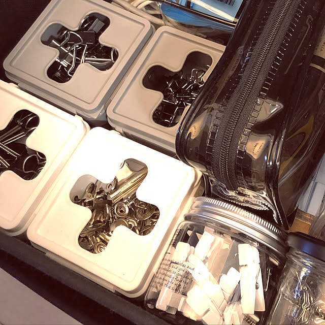 すっきり＆使いやすく整頓できる♪100均アイテムを使った文具収納