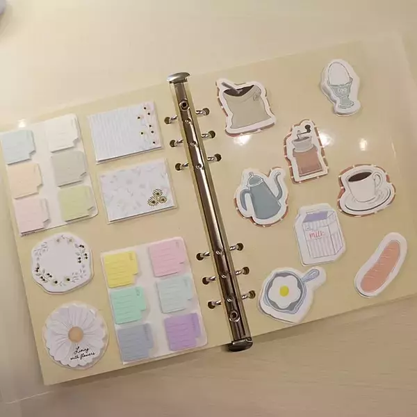 「すっきり＆使いやすく整頓できる♪100均アイテムを使った文具収納」の画像