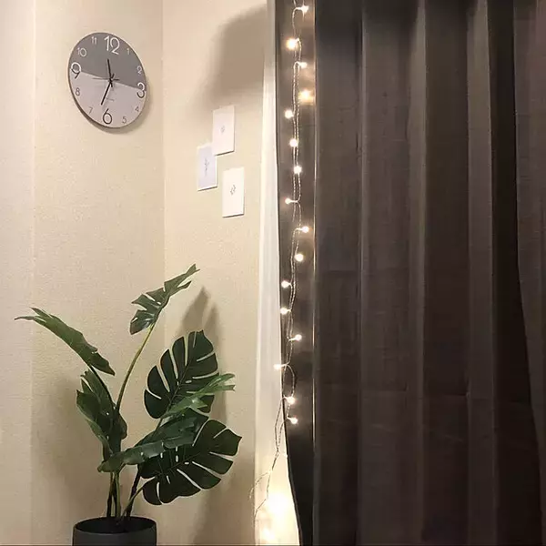 「気軽に緑を取り入れられる♪IKEAのフェイクグリーンがあるお部屋」の画像