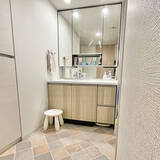 「今すぐ真似したいアイデア満載！洗面所のリメイク実例集」の画像2