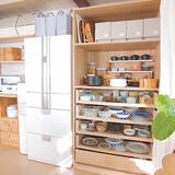 「ごちゃつく食器がすっきり片付く！IKEAアイテムで叶える収納アイデア7選」の画像1