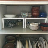 「ごちゃつく食器がすっきり片付く！IKEAアイテムで叶える収納アイデア7選」の画像2