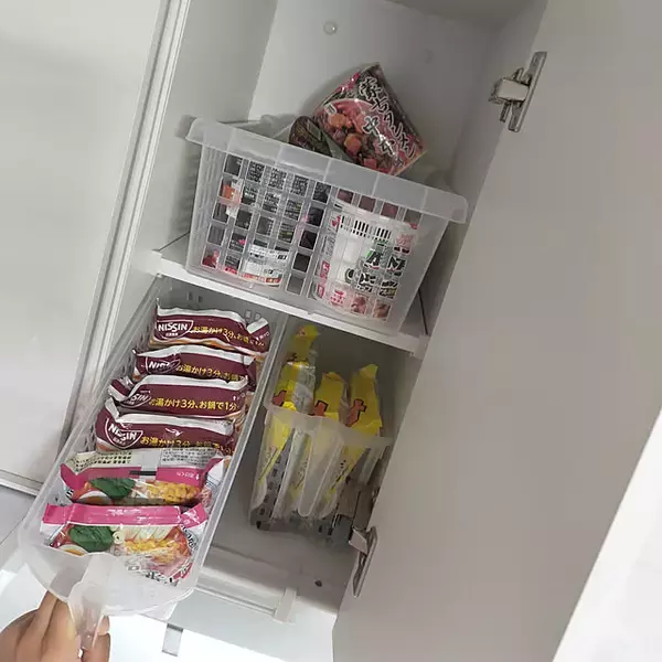 「100均アイテムで叶える！スッキリ使いやすい食品の保存方法6選」の画像