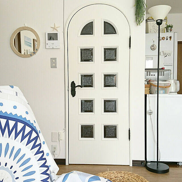 ドアで個性を出す！お部屋の入り口に華を添えるDIY12選