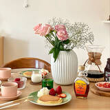 「季節の花をみずみずしく引き立てる。花との暮らしが楽しくなる花瓶・フラワーベース」の画像5