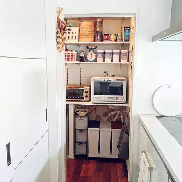 「家事の効率アップに直結☆炊飯器と電子レンジの置き方・置き場所アイデア」の画像