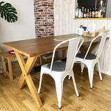 「主役級の美しさ！食卓を彩るこだわりのダイニングチェア10選」の画像16