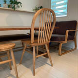 「主役級の美しさ！食卓を彩るこだわりのダイニングチェア10選」の画像2