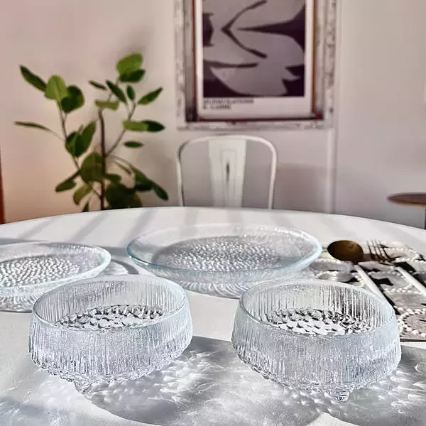 「北欧らしいガラスの魅力を味わう。インテリアにおすすめなイッタラの商品6選」の画像