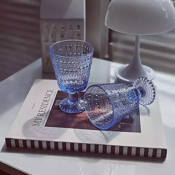 「北欧らしいガラスの魅力を味わう。インテリアにおすすめなイッタラの商品6選」の画像