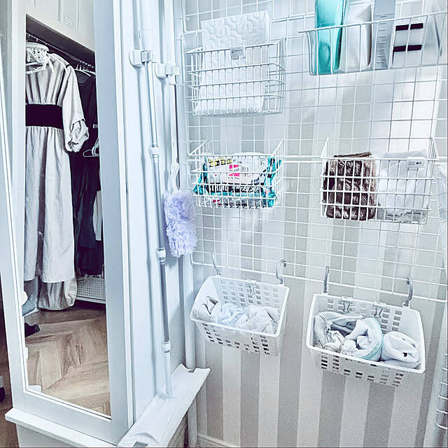 組み合わせやすく手軽に使える！収納に便利なワイヤーネットの活用実例集