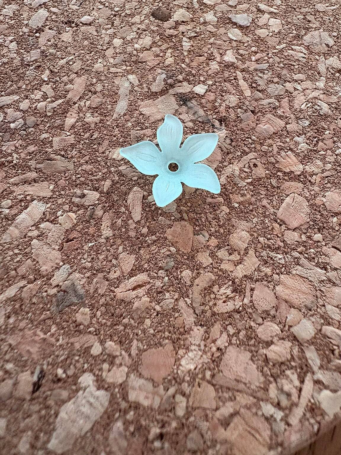 「ウッドボックス×ビーズでつくる、ネックレスホルダー」 by aoi0915さん