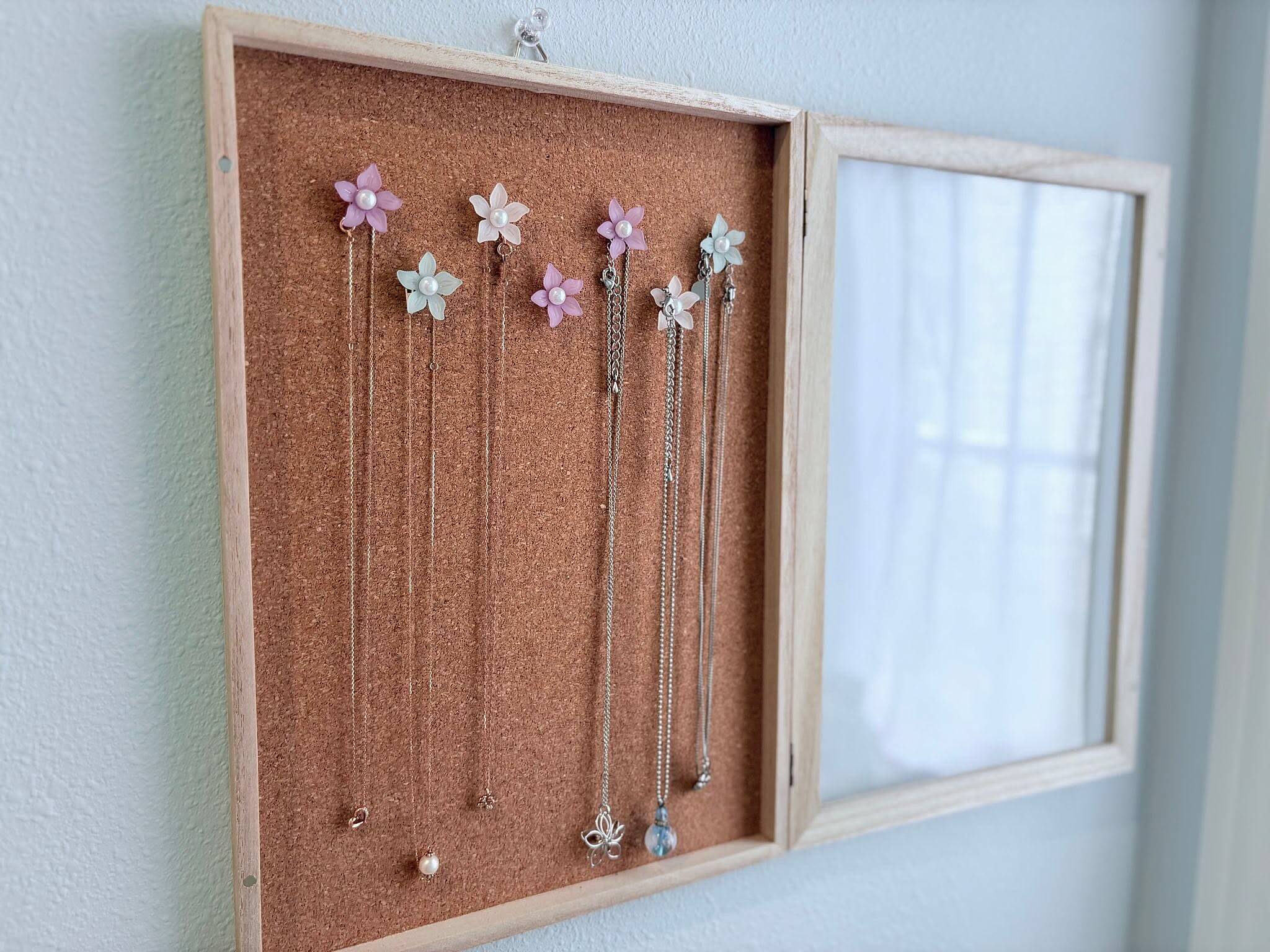 「ウッドボックス×ビーズでつくる、ネックレスホルダー」 by aoi0915さん