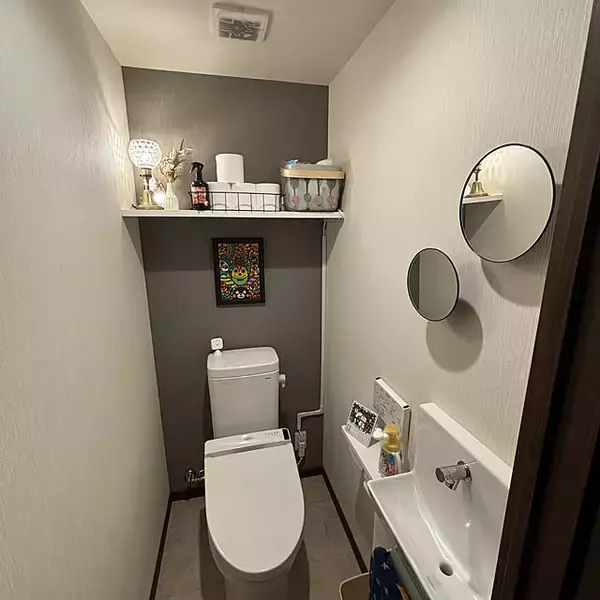 「非日常なリゾート気分はこう作る。ホテルのような見栄えばっちりトイレの実例10選」の画像